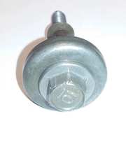 Болт крышки клапанов 90013-P2A-000 50 мм