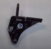 Кронштейн опоры двигателя правый 12315-74140