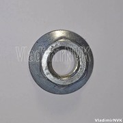 Гайка шестерни маслонасоса 90179-09004