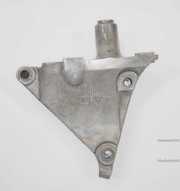 Кронштейн опоры двигателя 11231-5V000